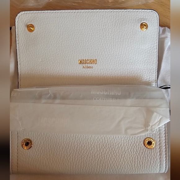 Moschino Wallet - Picture 4 of 9